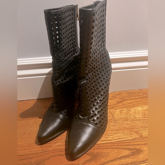 Balmain Spring 2014 RTW Boots - Picture 2 of 7